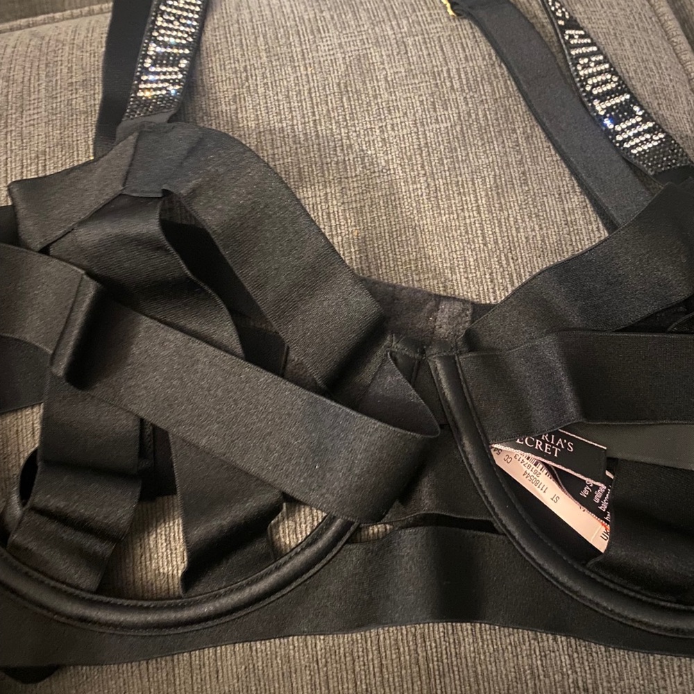 Victorias Secret Very Sexy unlined balconet